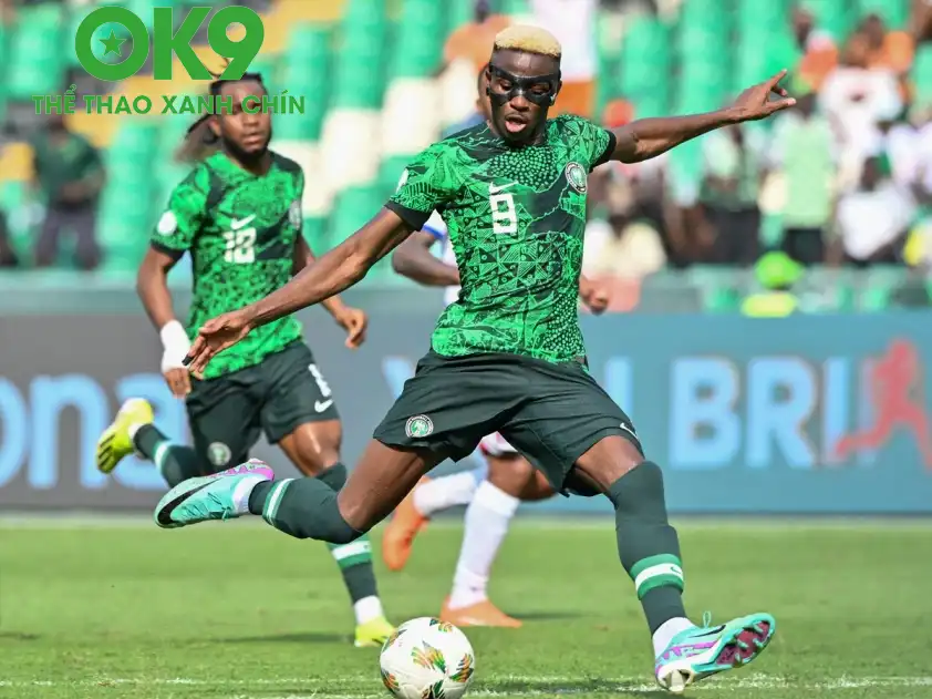 Thiếu vắng những trụ cột như Victor Osimhen khiến Nigeria đang chơi bết bát ở Cúp Châu Phi lần này. (Ảnh: Internet) Thiếu vắng những trụ cột như Victor Osimhen khiến Nigeria đang chơi bết bát ở Cúp Châu Phi lần này. (Ảnh: Internet)